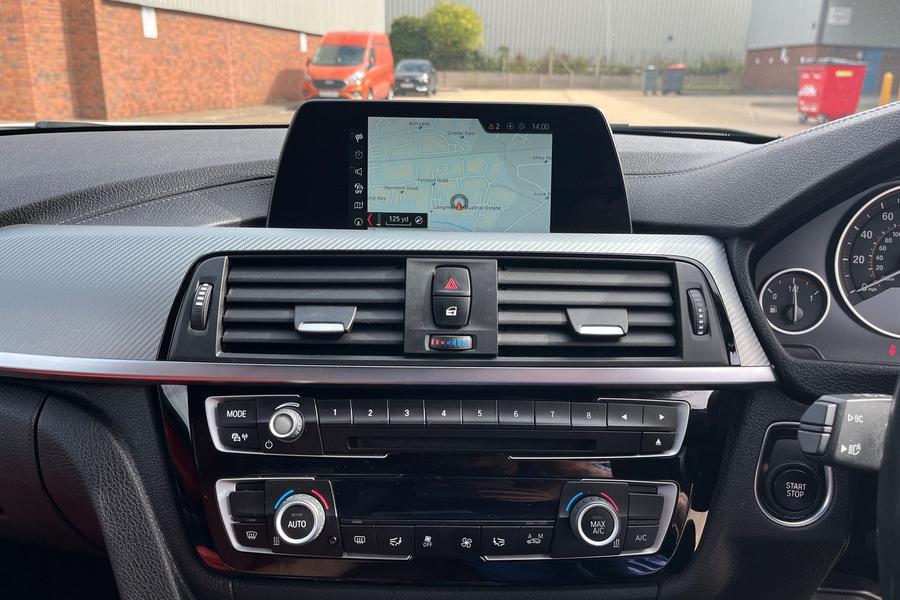 BMW 3 Series Photo autoimg-db9b5bcd7f19e039486931d383b8765fe134225c.jpg