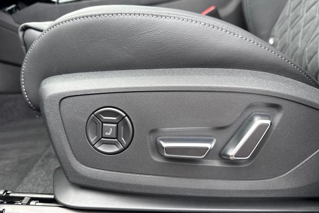 AUDI Q6 E-Tron Photo 46