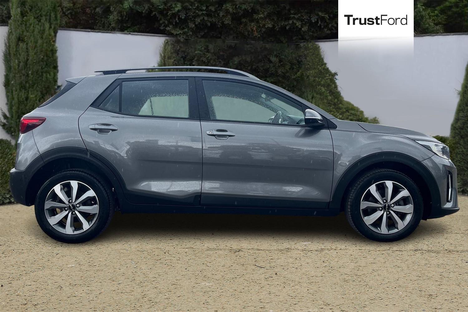 Kia STONIC Photo 2