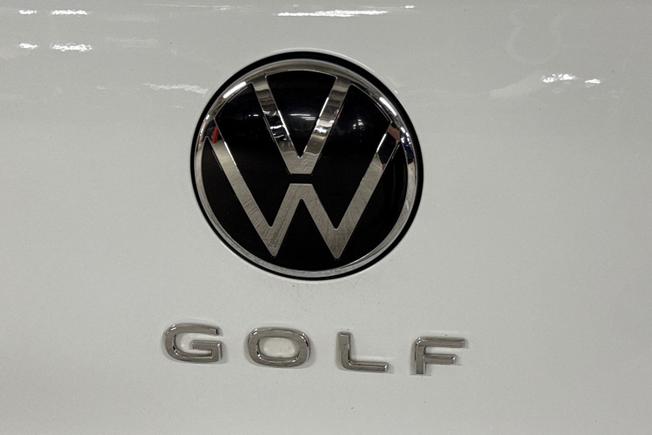Volkswagen Golf Photo 37