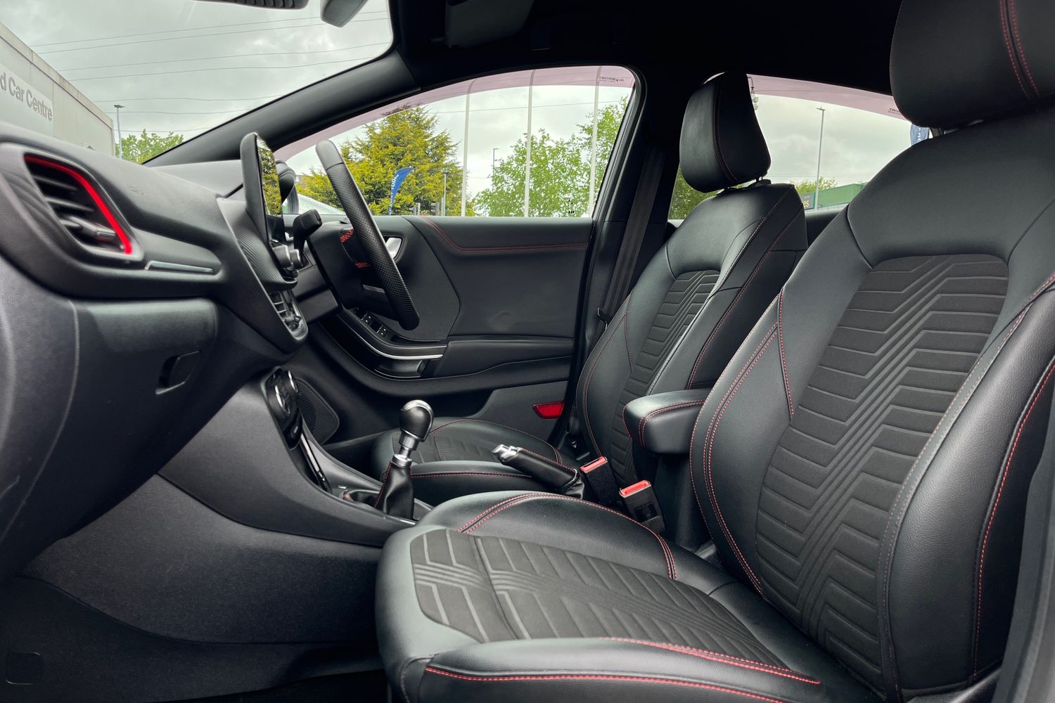Ford PUMA Photo 18