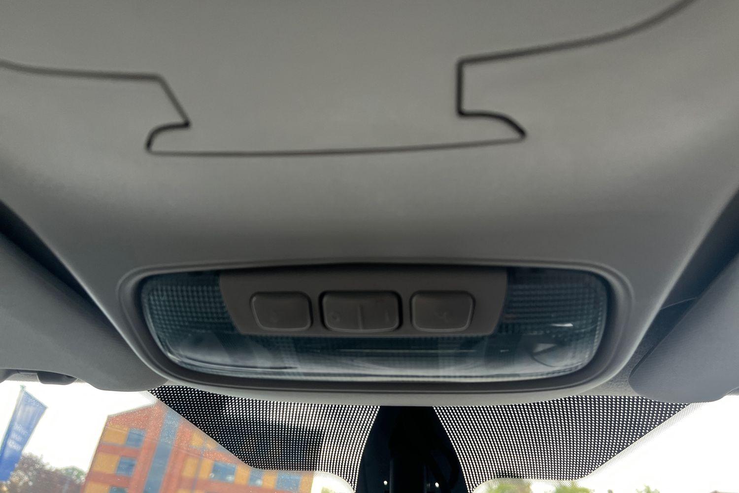 Ford TRANSIT CONNECT Photo 27