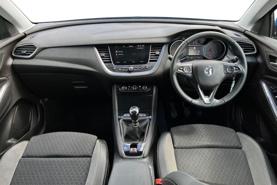 Vauxhall GRANDLAND X Photo autoimg-dba9726b58eb97e03070f04a55dba06f9f071c22.jpg