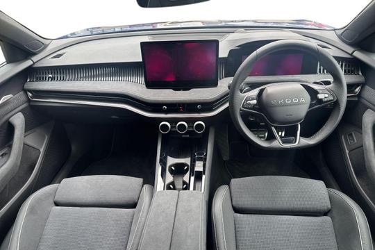 Skoda Superb Photo autoimg-dba9b5f4330d97c57541a07e5858c999a6748b77.jpg