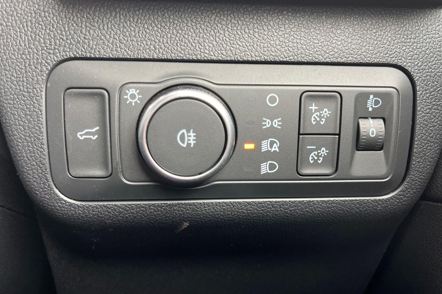 Ford KUGA Photo 22