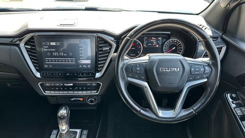 Isuzu D-Max Photo autoimg-dbadb1df7ba571917d978644baa4c4f1ec559aef.jpg