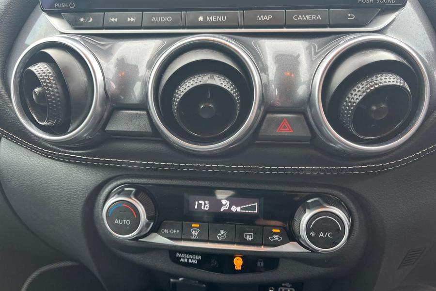 Nissan JUKE Photo autoimg-dbaf3198be60545d49cbb646510270d464743df9.jpg