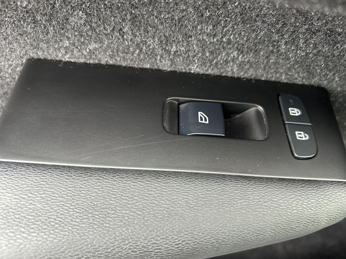 Volvo XC40 Photo 19