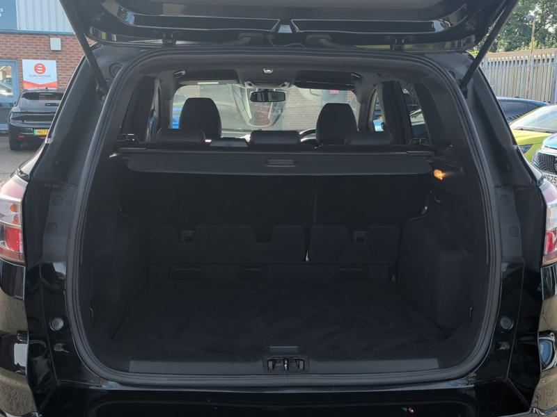 Used Ford Kuga KL68VDD 18