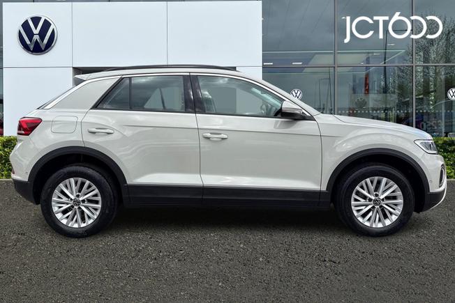 VOLKSWAGEN T-Roc Photo 4