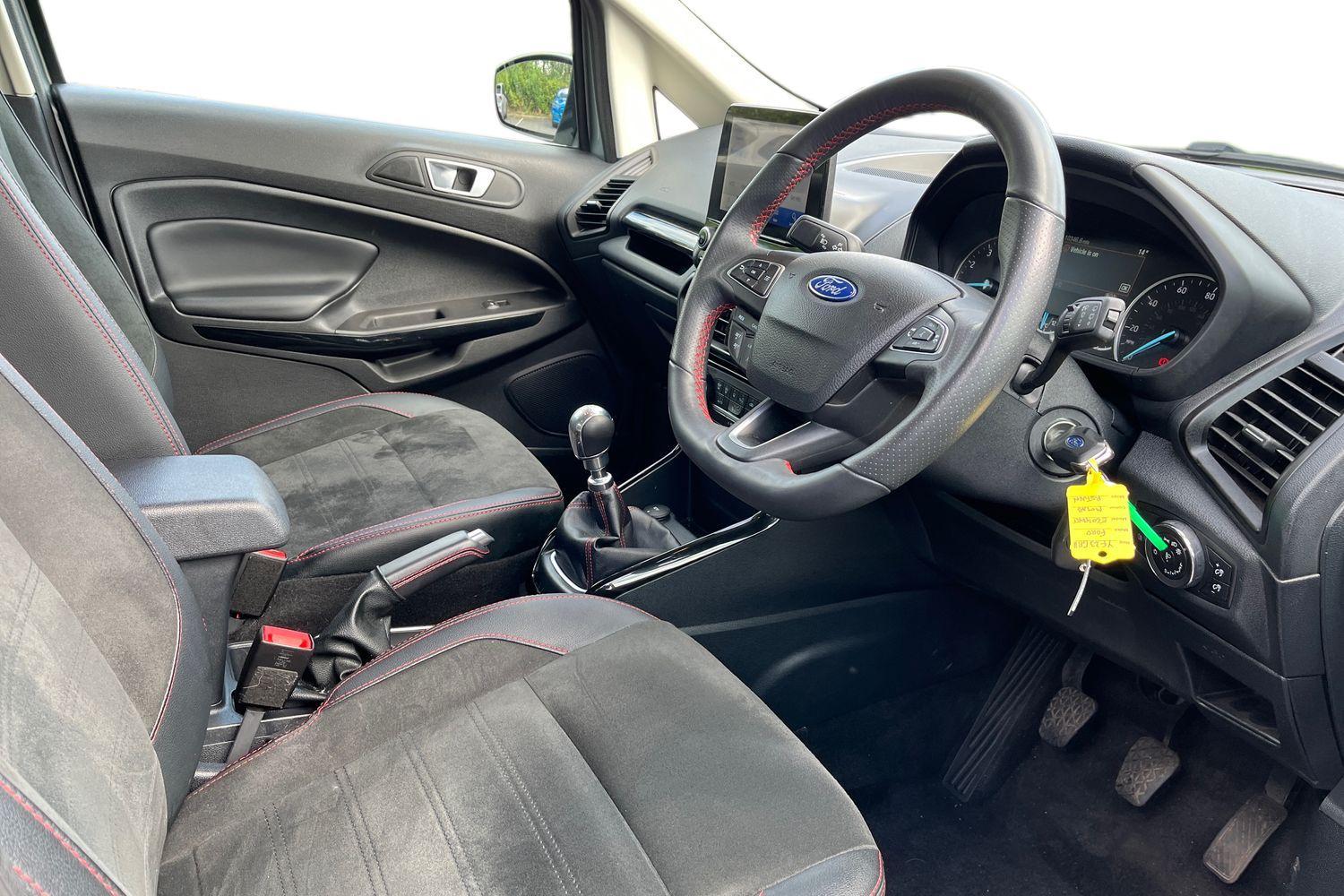 Ford ECOSPORT Photo 8