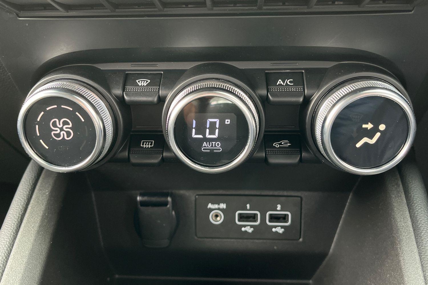 Renault CLIO Photo 31