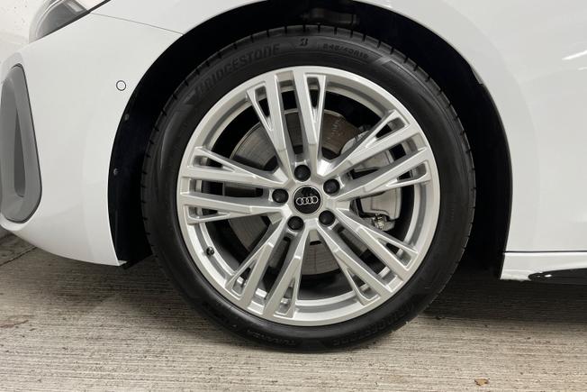AUDI A5 Avant Photo 5
