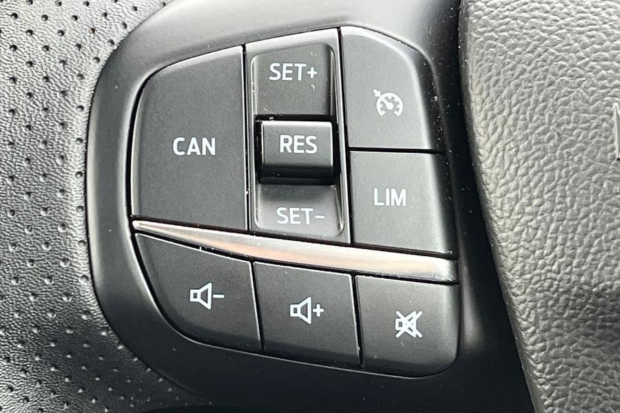 Ford Focus Photo autoimg-dbb8777f6c49231792f9ac492b17f6cfaa919581.jpg