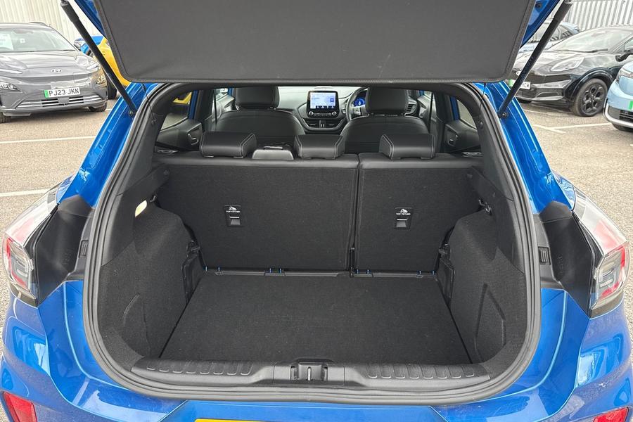 Ford PUMA Photo autoimg-dbbd35dda04ac66fc55a4868827d6197e74648f6.jpg