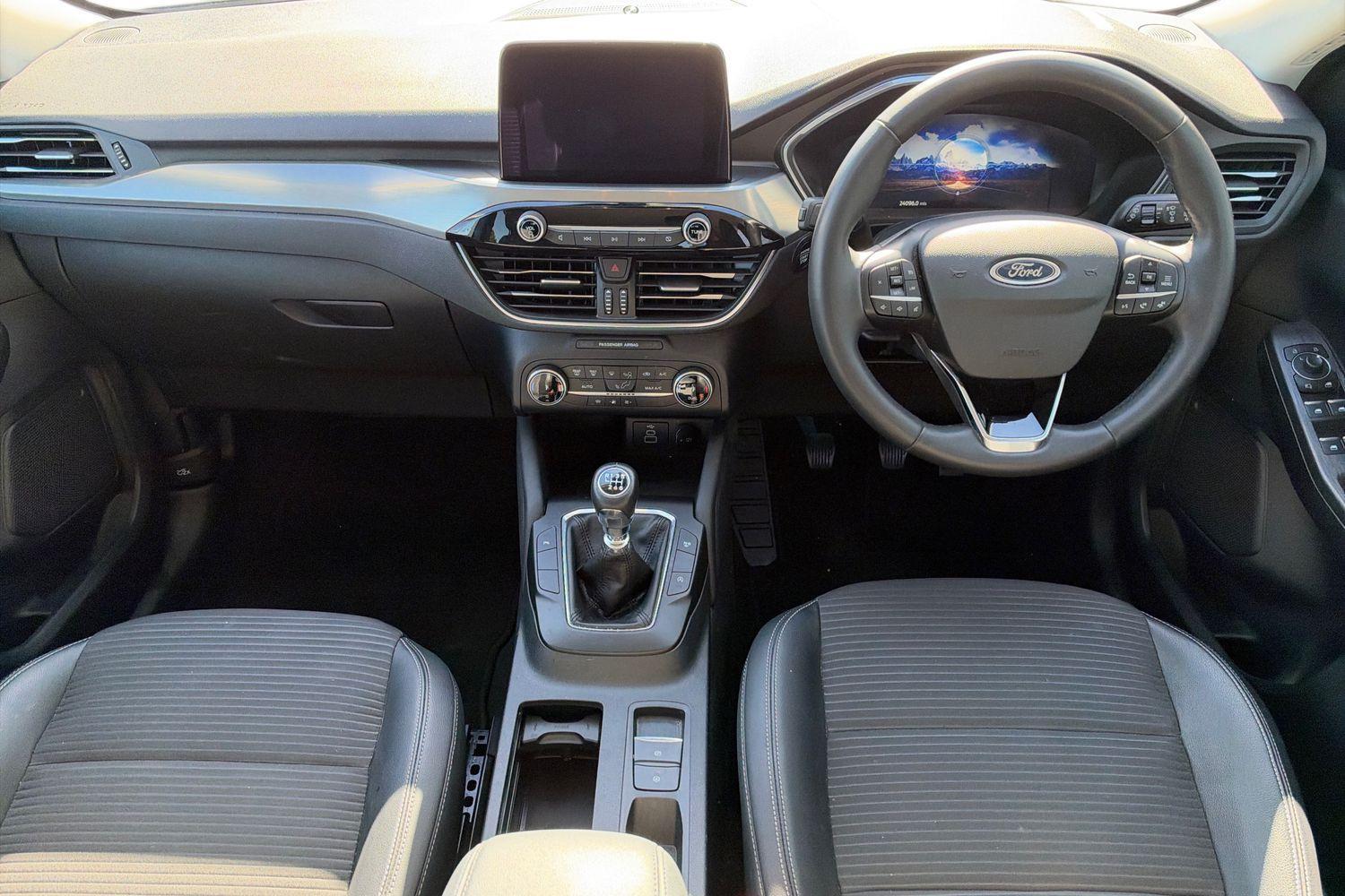 Ford KUGA Photo 9