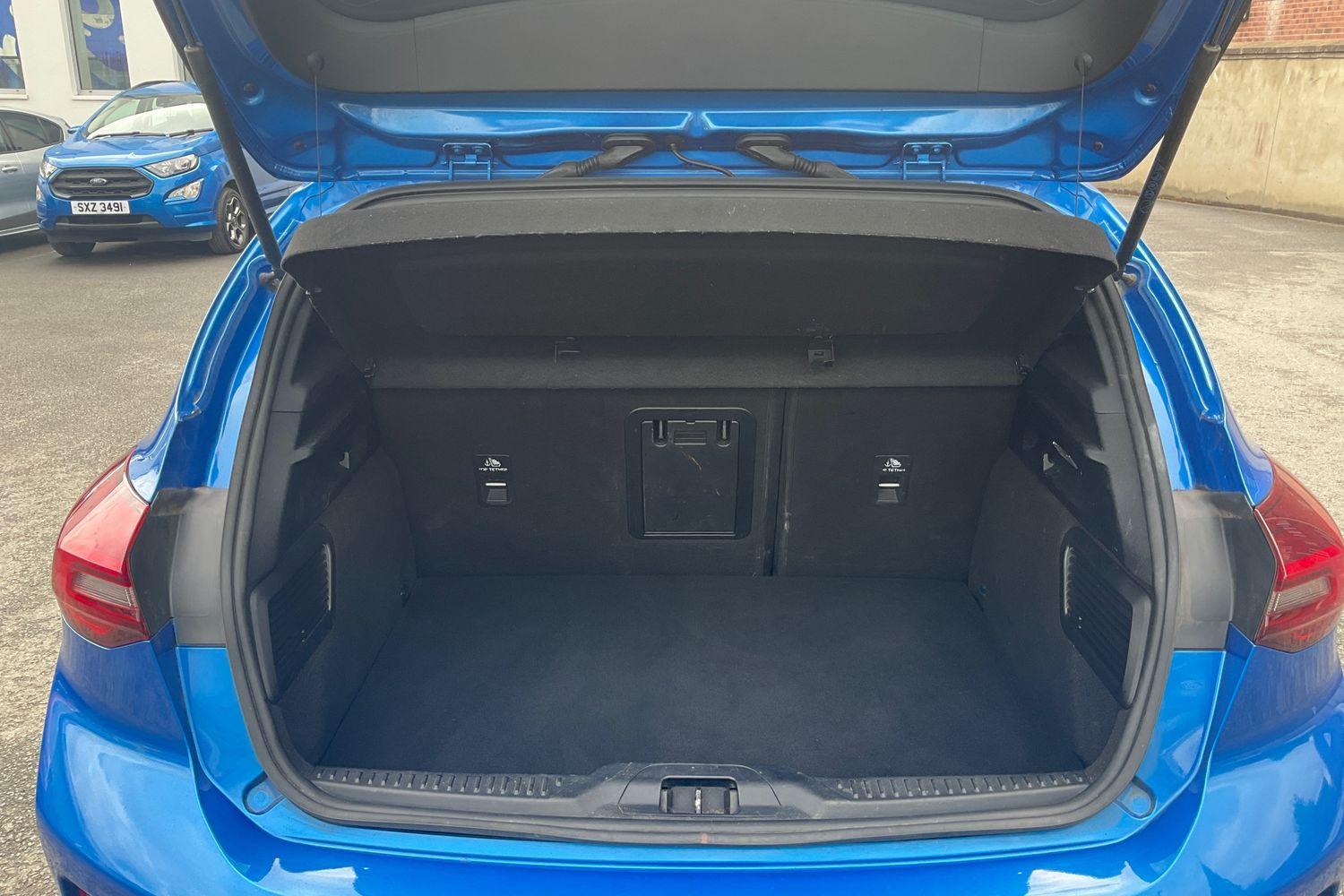 Ford FOCUS Photo 20