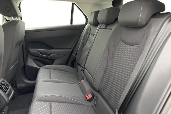 VOLKSWAGEN T-Roc Photo 9