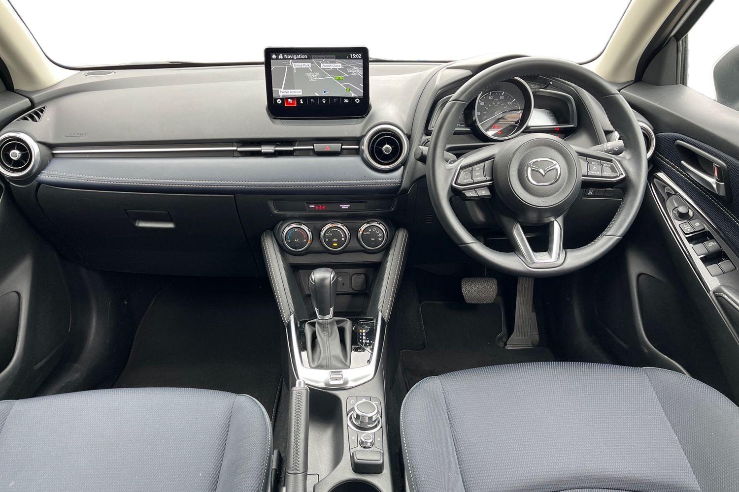 Mazda Mazda2 Photo 9