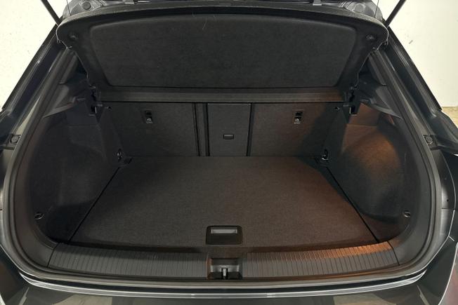 VOLKSWAGEN T-Roc Photo 12