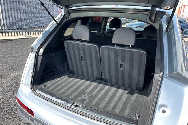 Audi Q7 Photo 35