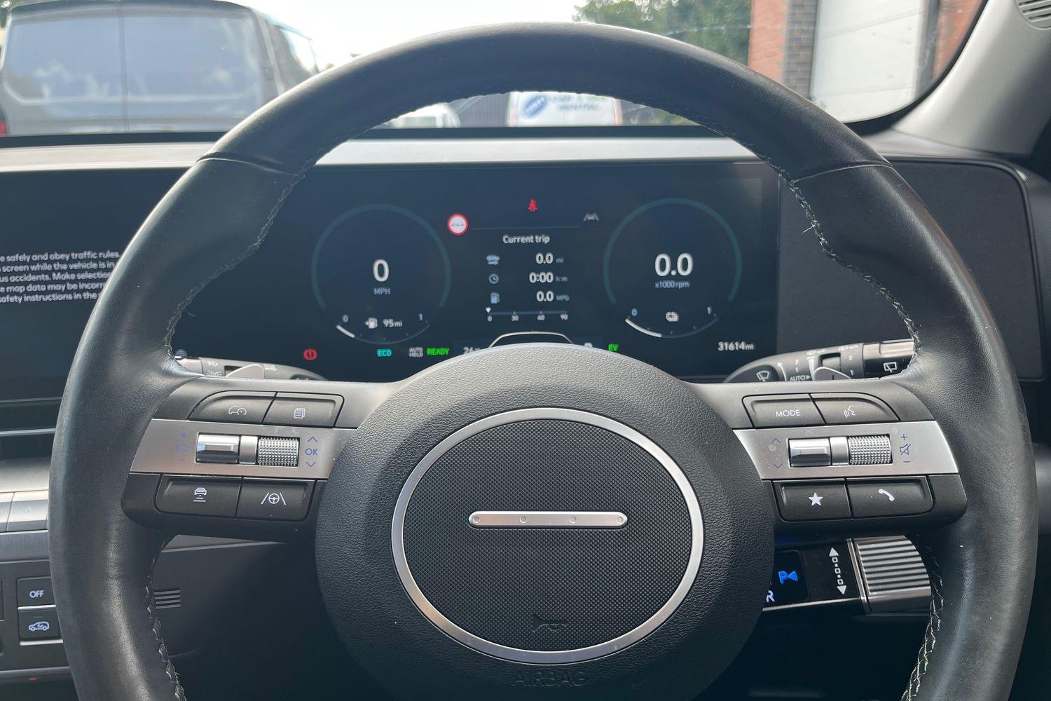 Hyundai KONA Photo 11