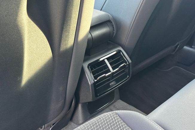 AUDI Q3 Photo 24
