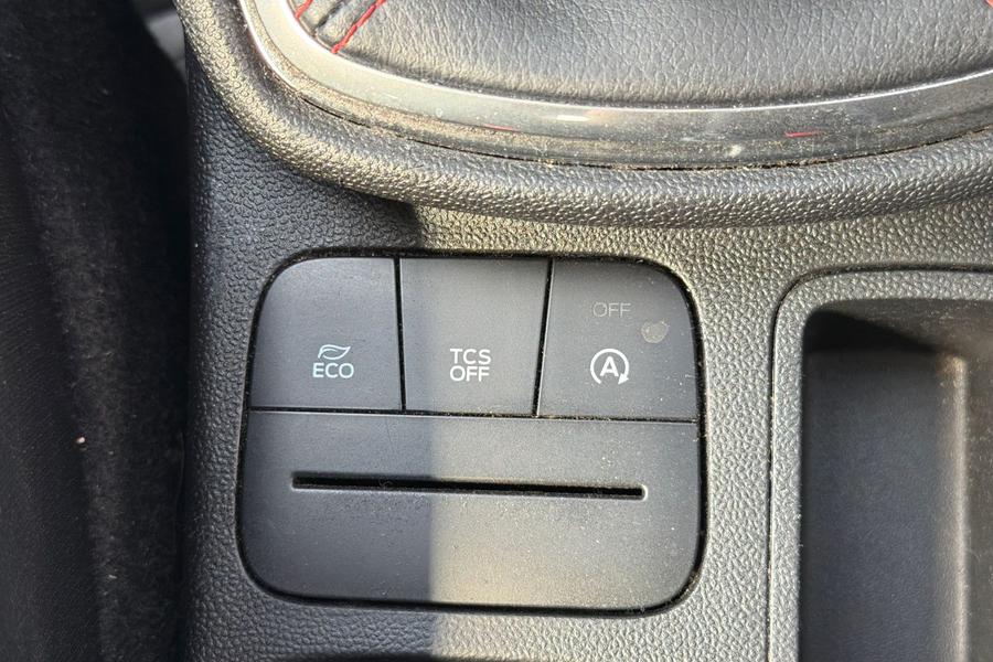 Ford FIESTA Photo autoimg-dbd85c8d69303c47b4be0d4289f74766a9d1c104.jpg