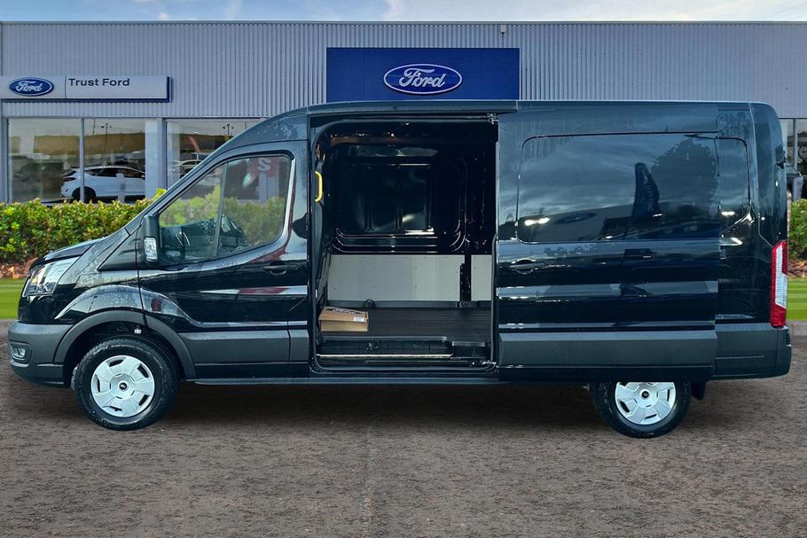Used Ford E-TRANSIT 5