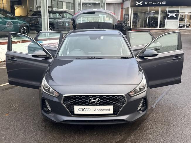 HYUNDAI i30 Photo 40