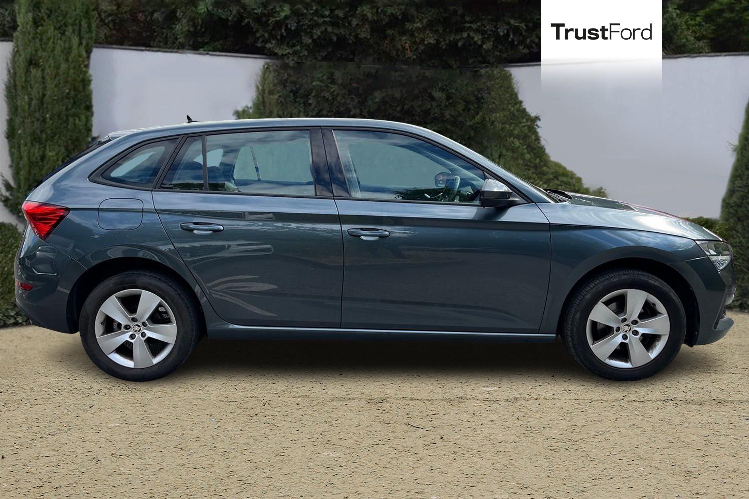 Skoda SCALA Photo 2