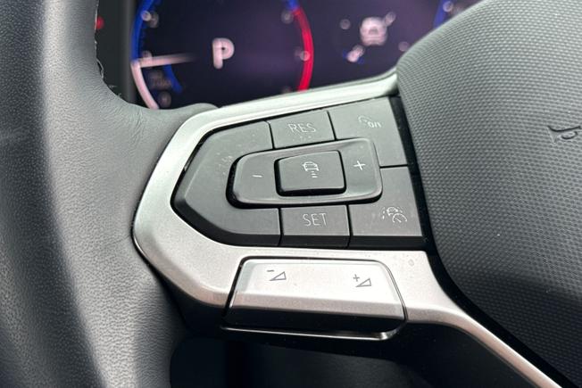 VOLKSWAGEN T-Cross Photo 16