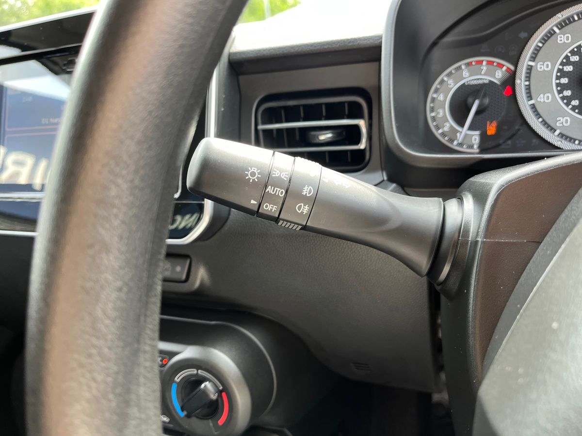 Suzuki Ignis Photo 37