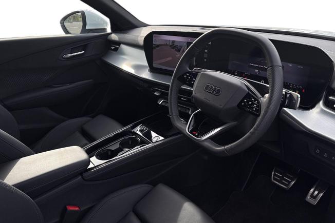 AUDI Q3 Photo 6
