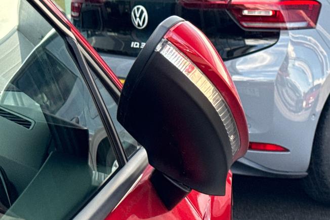 Volkswagen Golf Photo 40