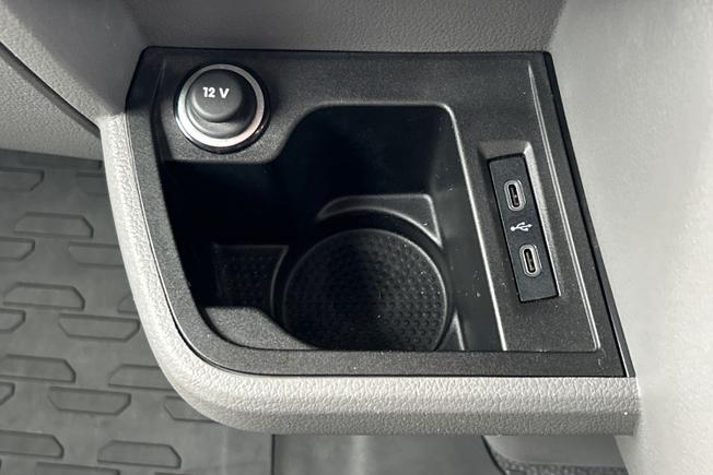 VOLKSWAGEN Transporter Photo 41