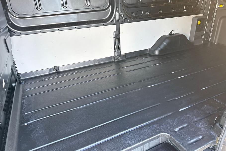 Used Ford E-TRANSIT IMZ8897 4