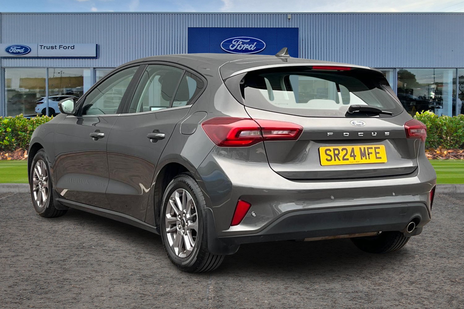 Ford FOCUS Photo 1