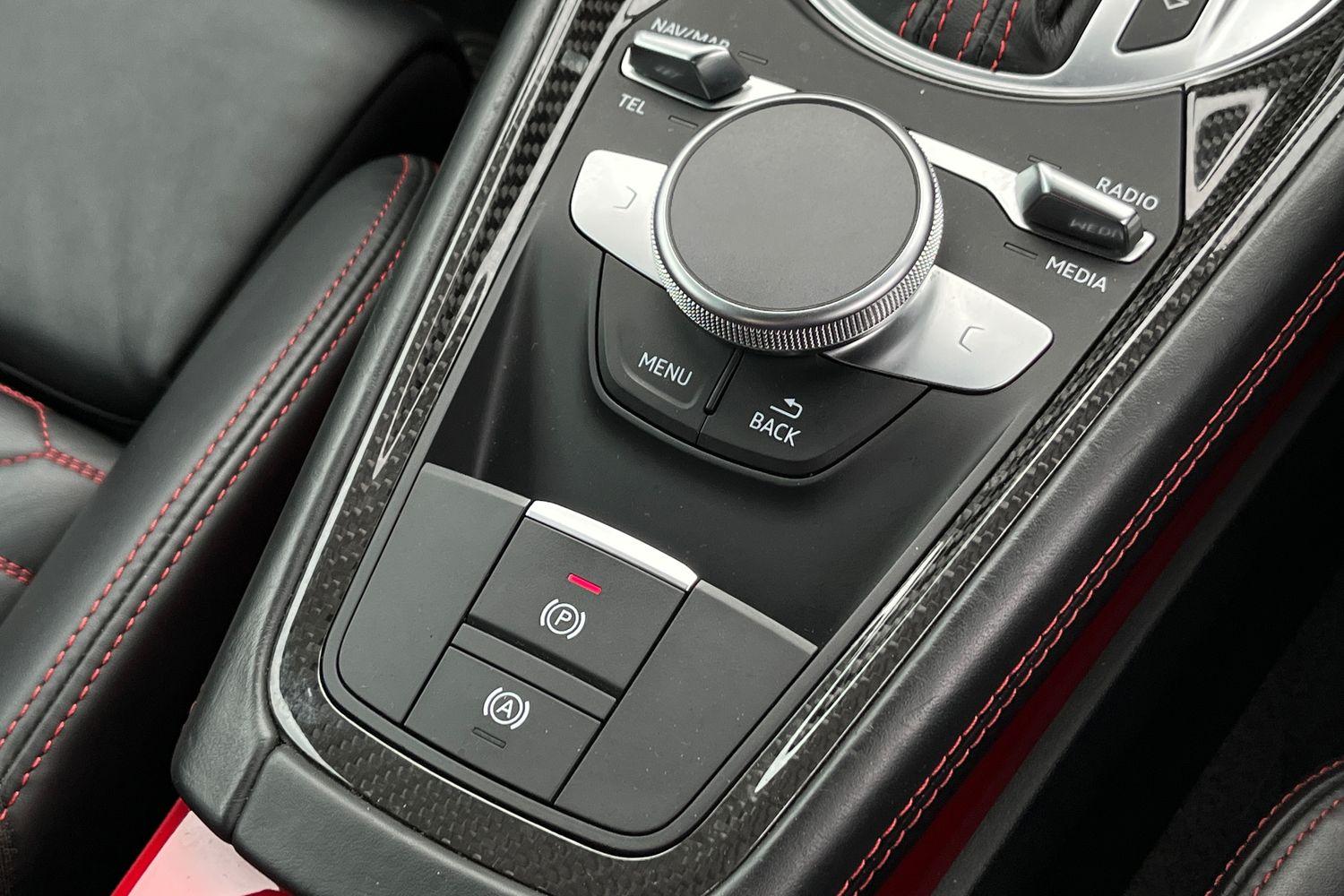 Audi TT Photo 34