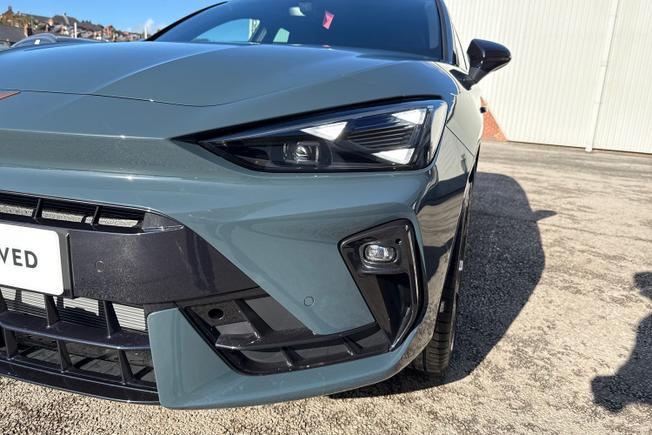 CUPRA Leon Photo 28