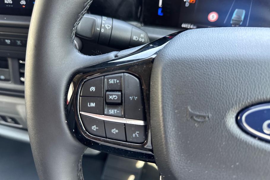 Used Ford E-TRANSIT CUSTOM RX26BFL 33