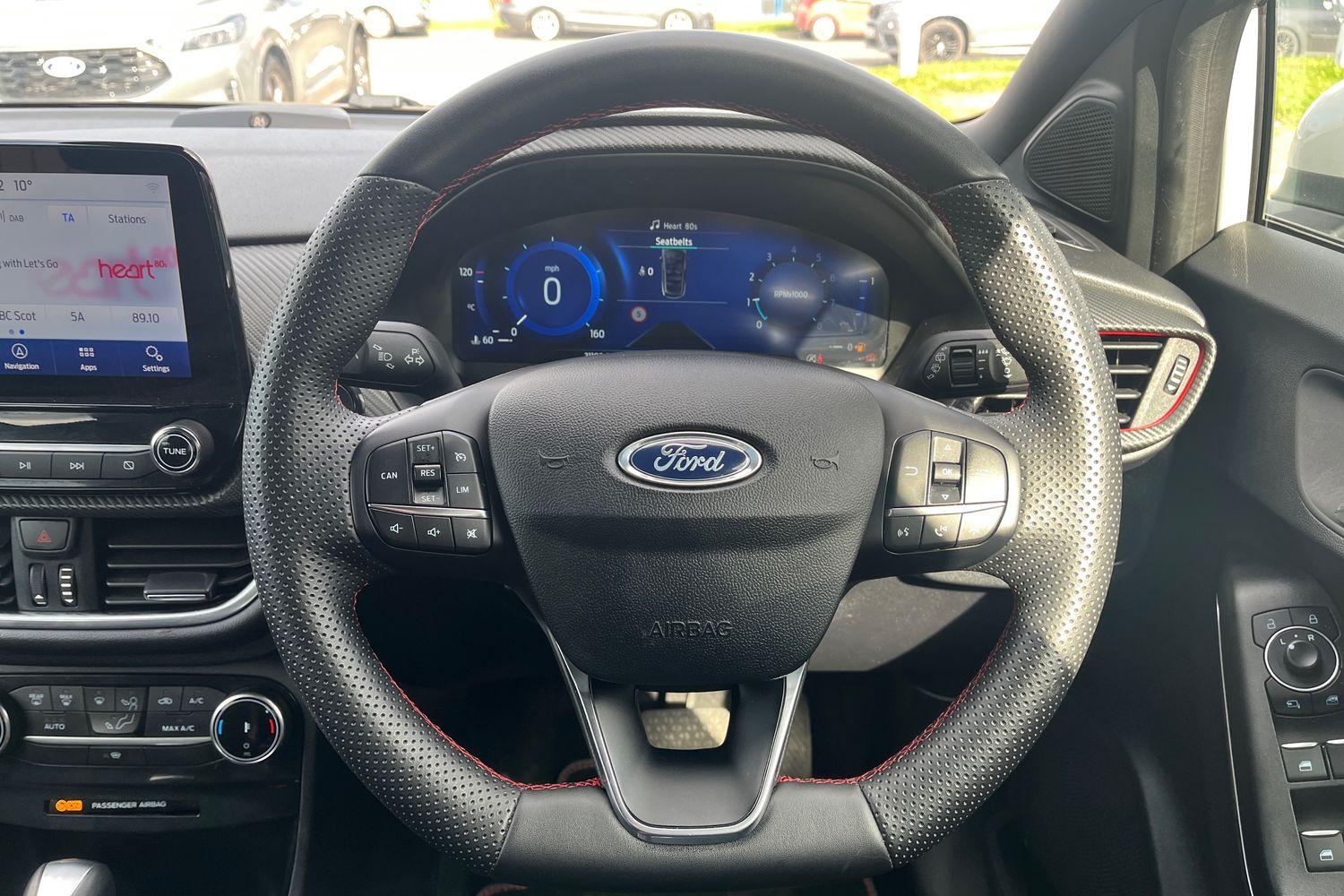 Ford PUMA Photo 11