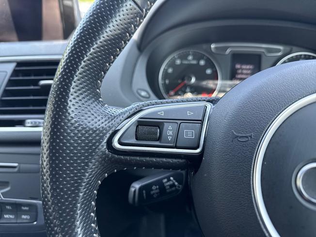 AUDI Q3 Photo 16