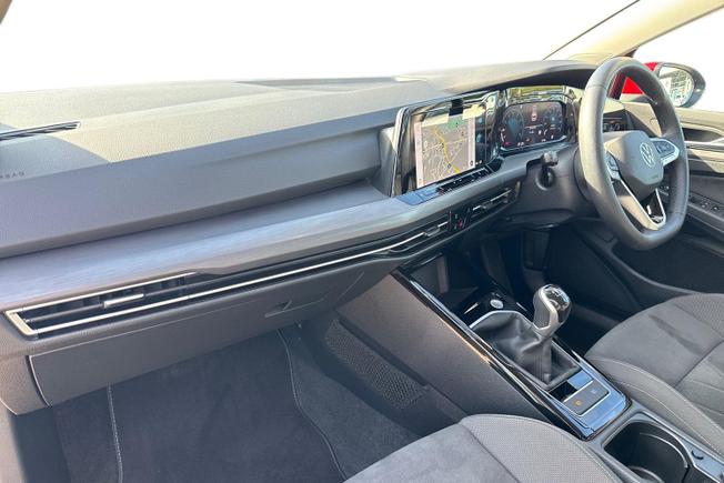 VOLKSWAGEN Golf Photo 2