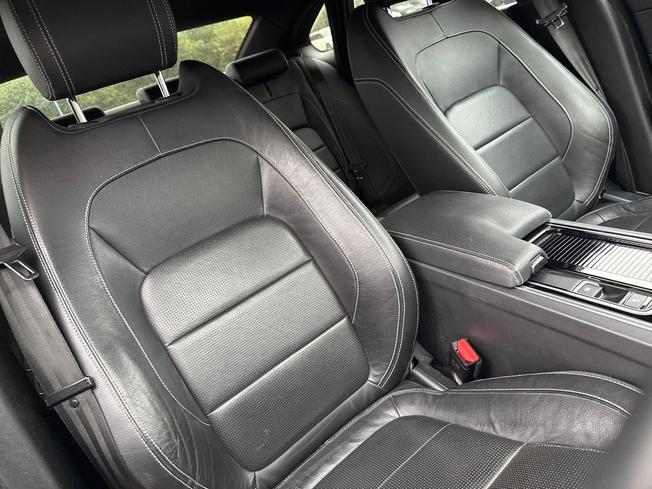 Jaguar XF Photo 27