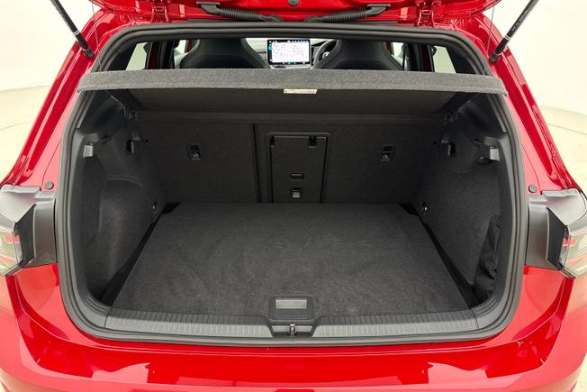 VOLKSWAGEN Golf Photo 12