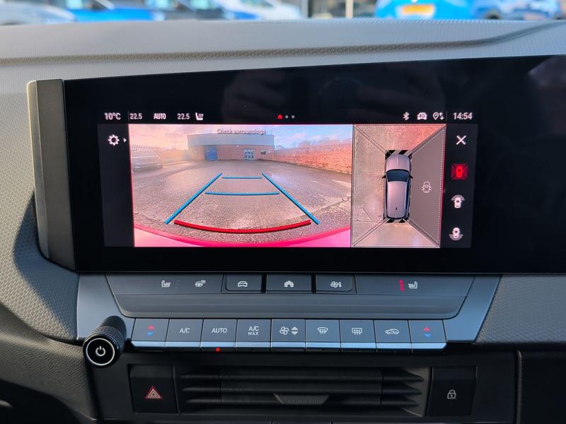 Used Vauxhall Astra BJ73UXY 22