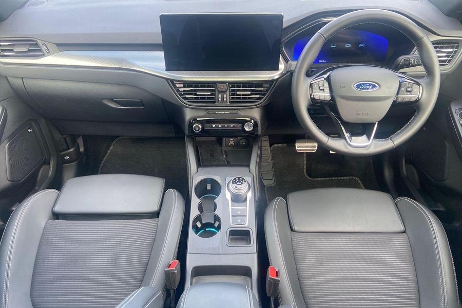 Ford KUGA Photo autoimg-dc203348120c9b6690315c03c1b08f7190335f3f.jpg