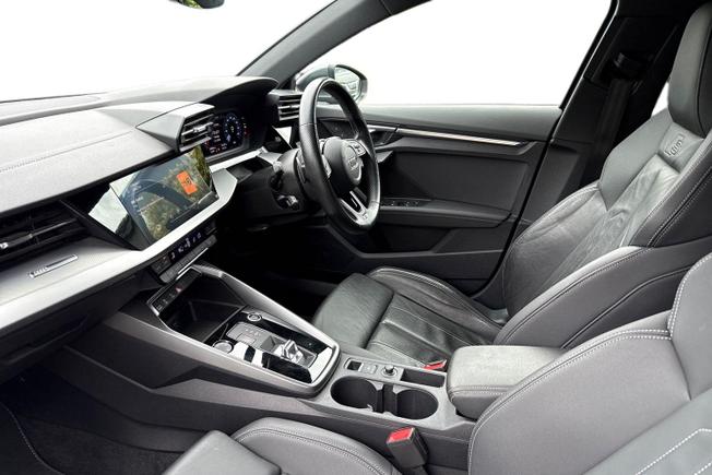 AUDI A3 Photo 2