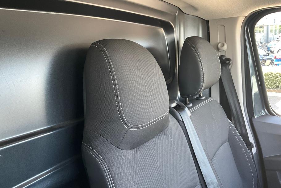 Used Nissan PRIMASTAR WG23CAV 35